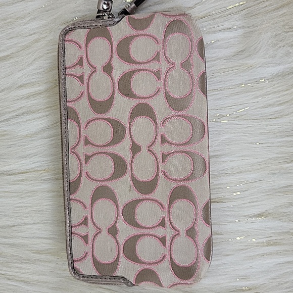 Coach Wallet - Picture 4 of 11
